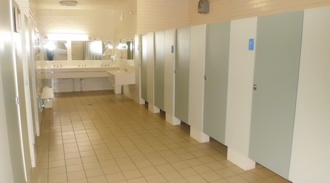 Melbourne BIG4 Holiday Park Spotless Ladies Bathroom